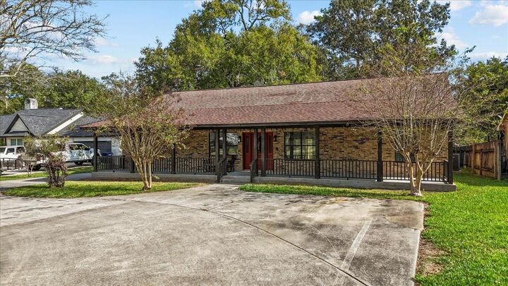 Property Photo:  6214 Bayou Boulevard  TX 77521 