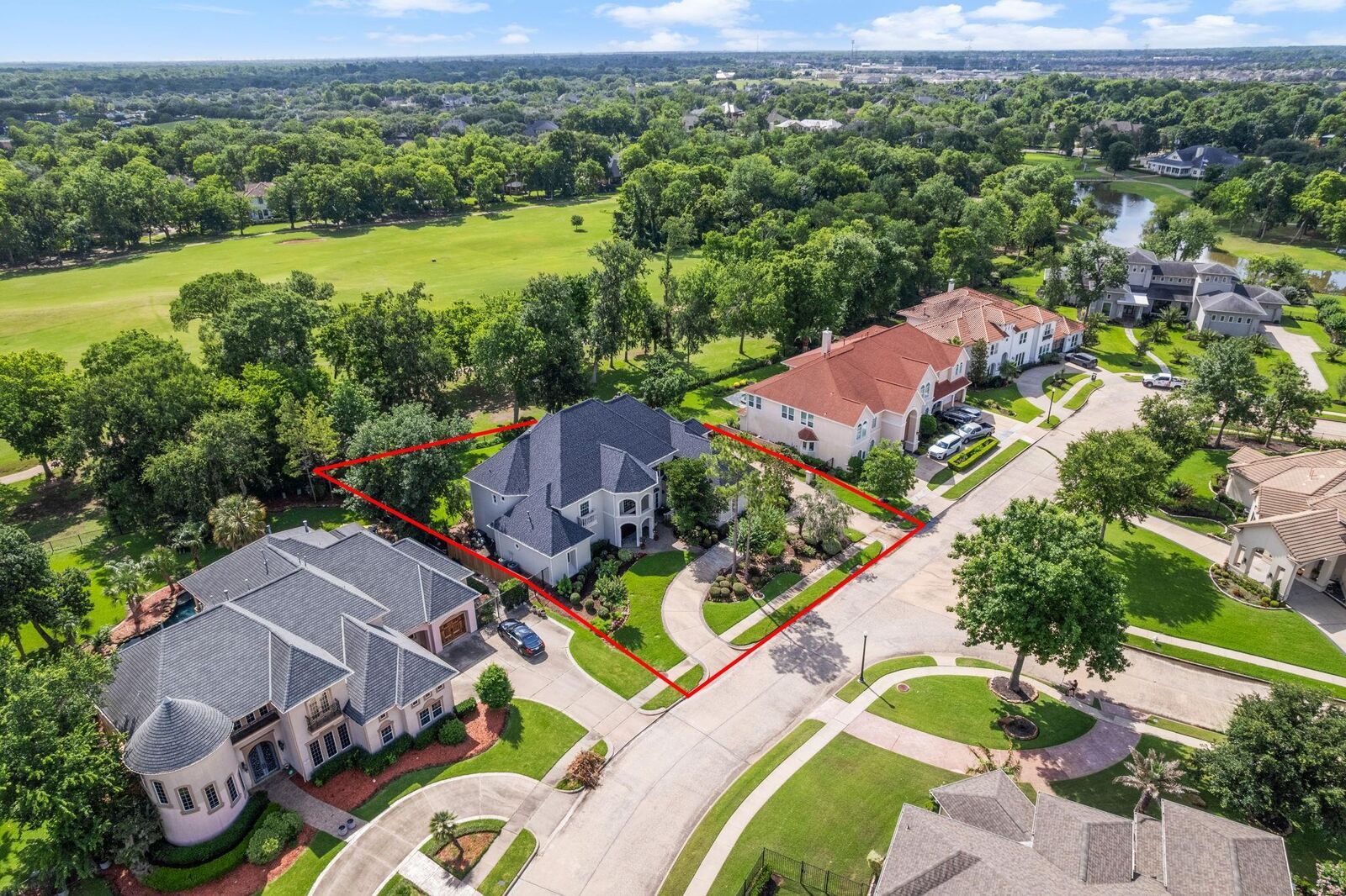 Property Photo: 26 Commanders Point TX 77459