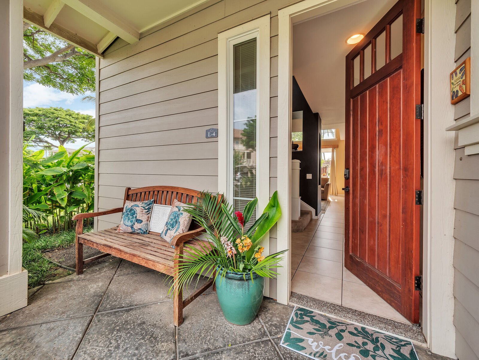 Property Photo:  69-200 Pohakulana Pl L4  HI 96738 