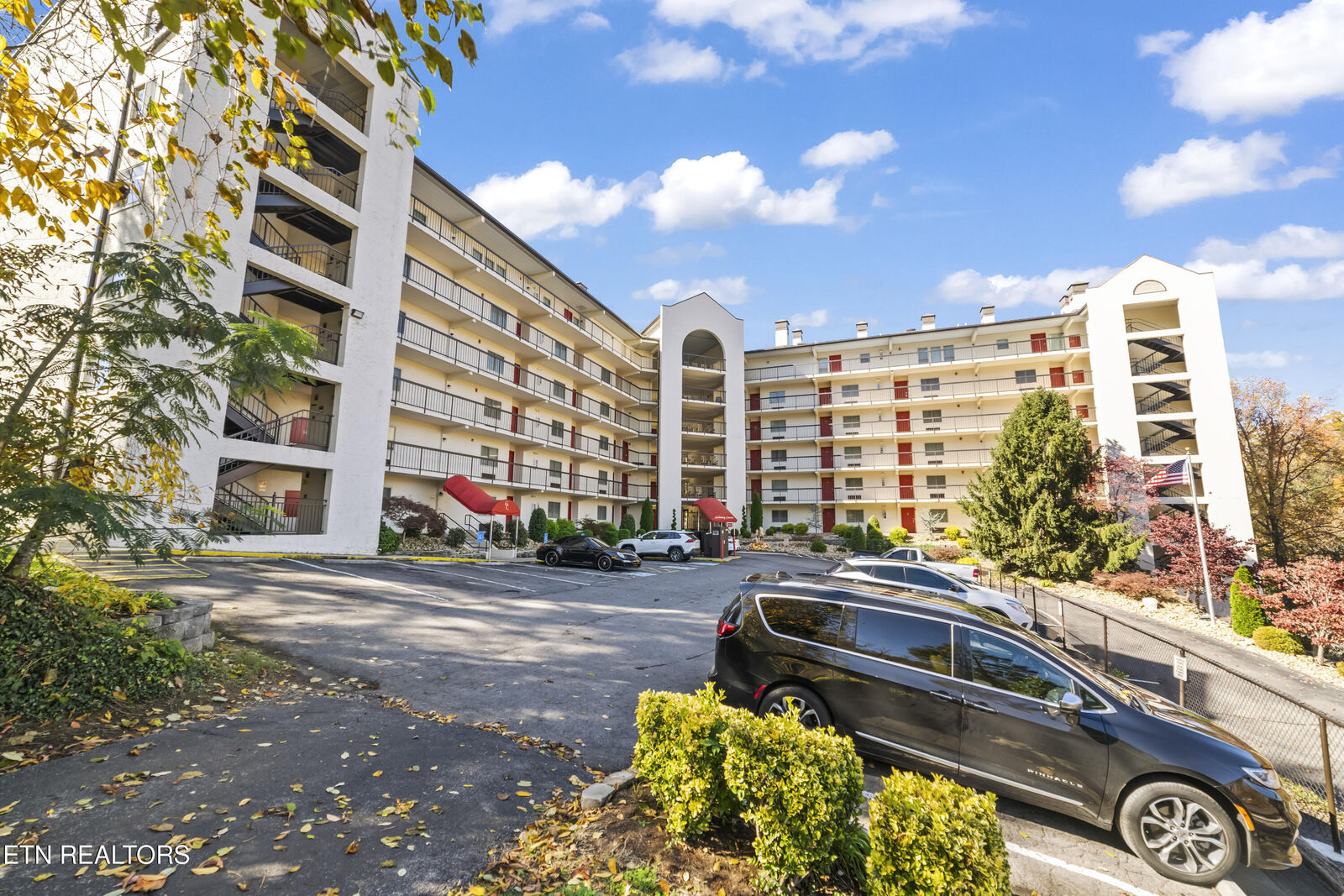 Property Photo: 102 Baskins Creek Bypass 506 TN 37738