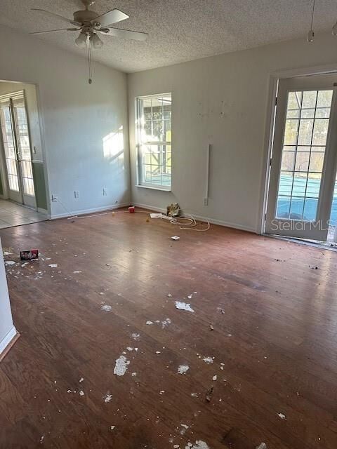 Property Photo:  1240 Windway Circle  FL 34744 