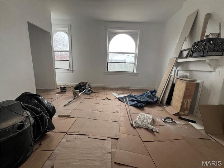 Property Photo:  3333 Itaska Street  MO 63111 