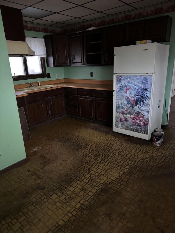 Property Photo: 1419 Jefferson Ave WI 53081