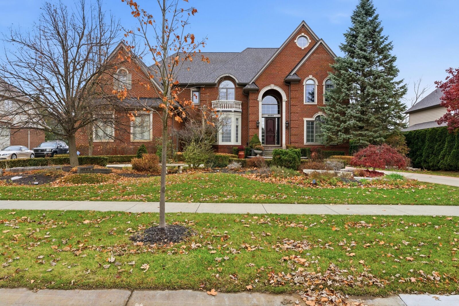 Property Photo:  5520 Whitehall Boulevard  MI 48306 