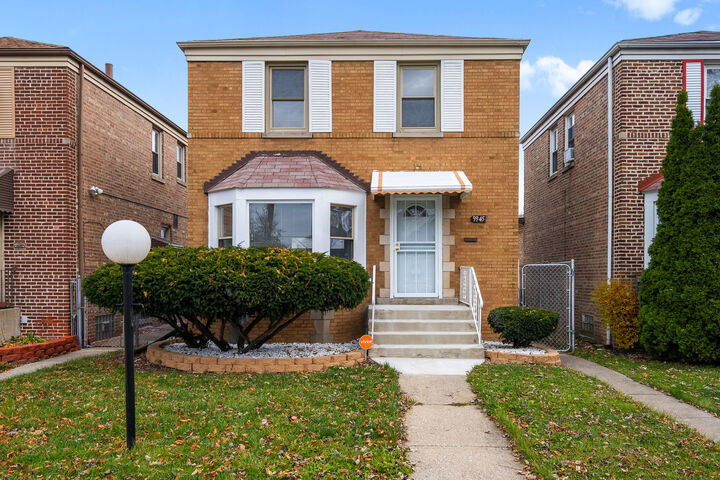 Property Photo: 9945 S Sangamon Street IL 60643