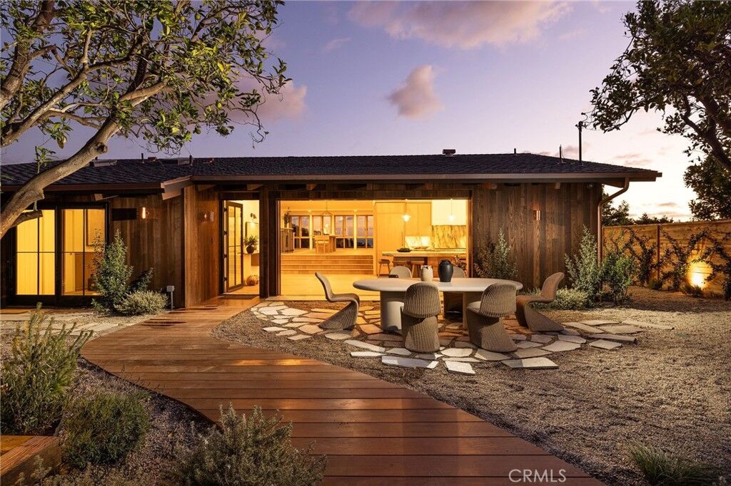 Property Photo: 1015 Madison Place CA 92651