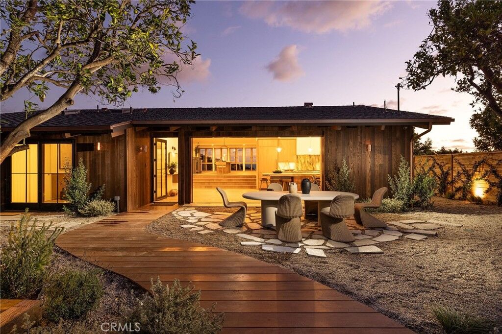 Property Photo:  1015 Madison Place  CA 92651 