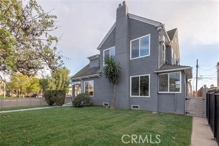Property Photo: 1613 West Boulevard CA 90019