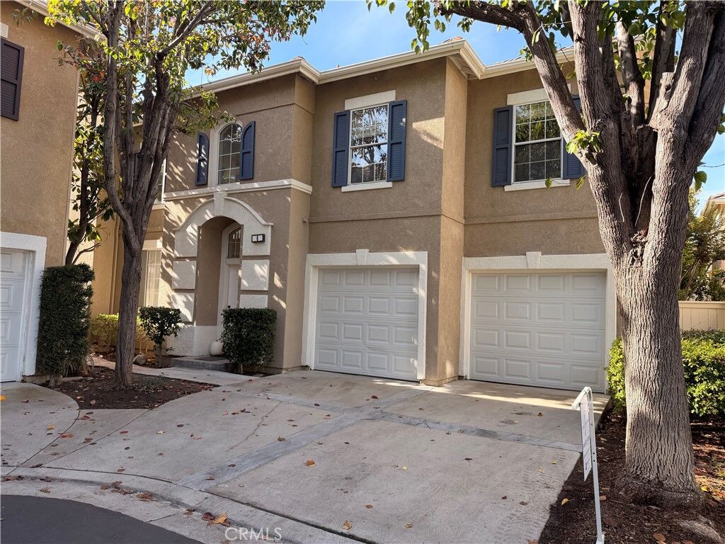 Property Photo:  6 Mulholland Court  CA 92692 