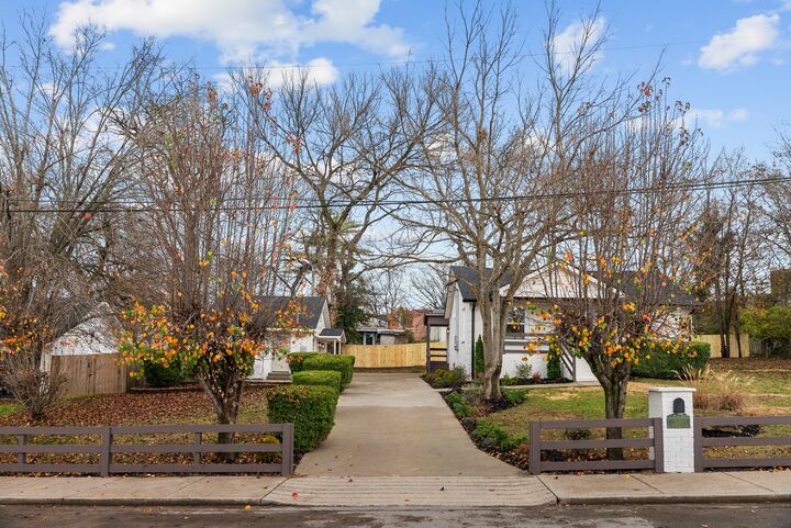 Property Photo:  1026 College Ave  TN 37209 