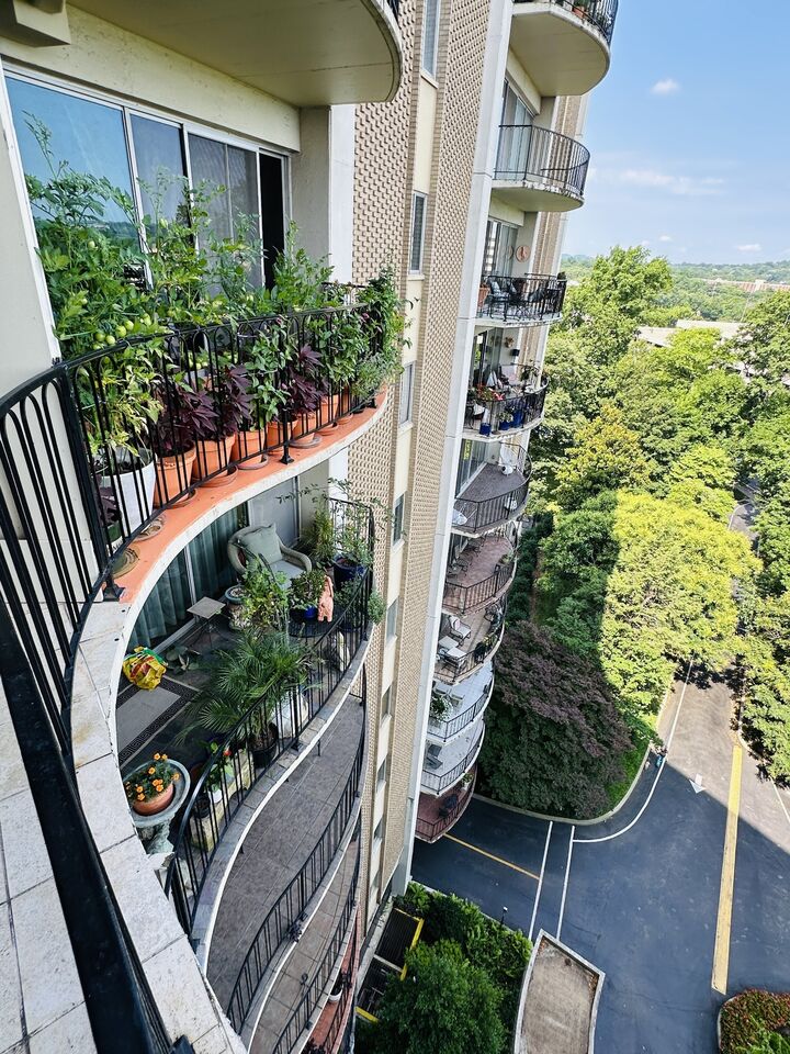 Property Photo:  4215 Harding Pike 903  TN 37205 