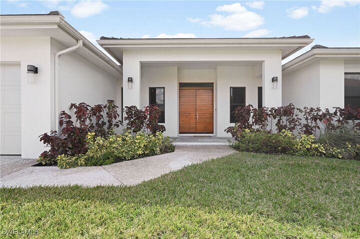 Property Photo:  18355 Fairmont Drive  FL 34114 