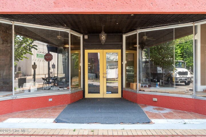 Property Photo:  106 W Main Street  NC 27889 