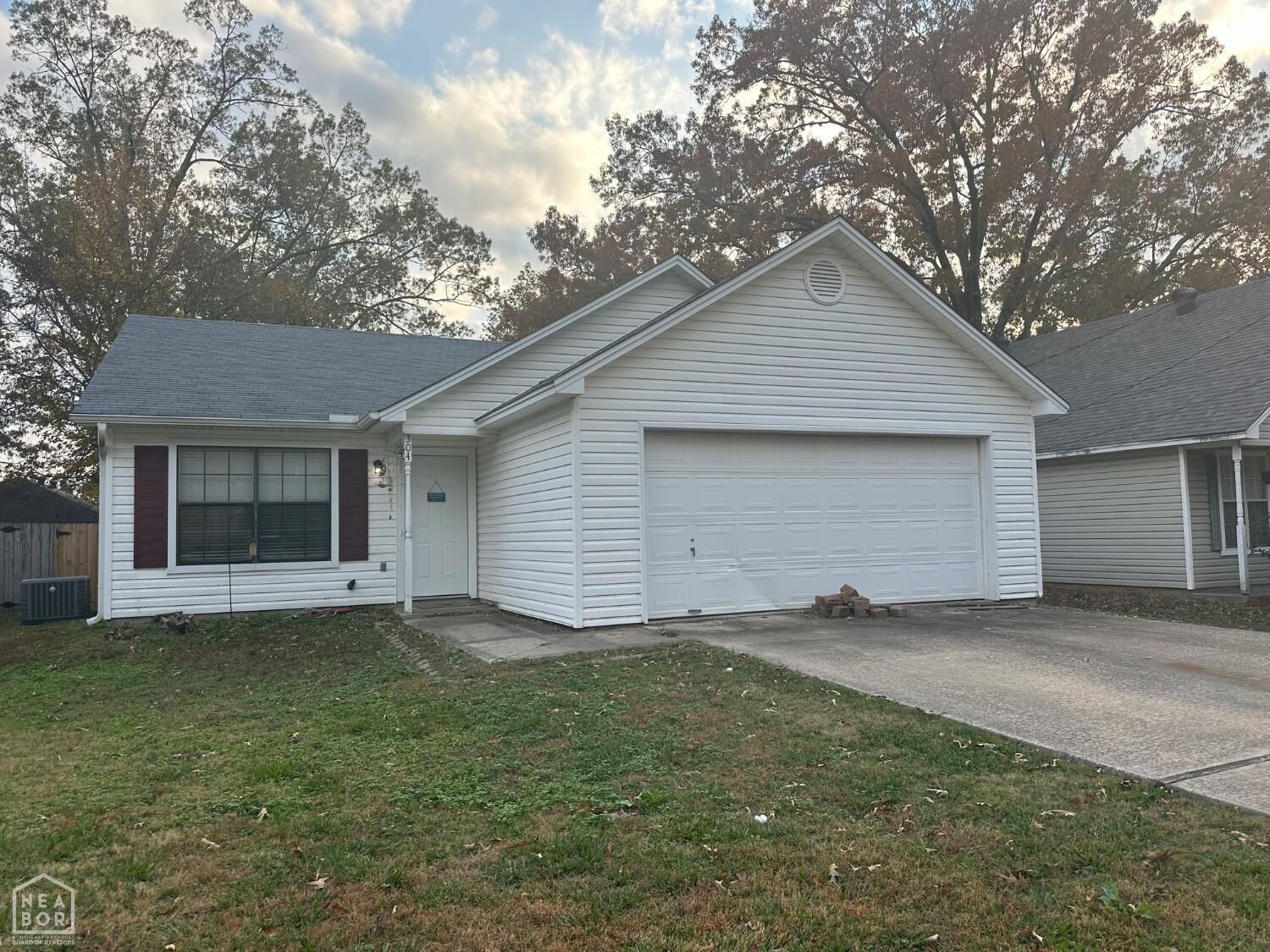 Property Photo: 304 SE 2nd Street AR 72022