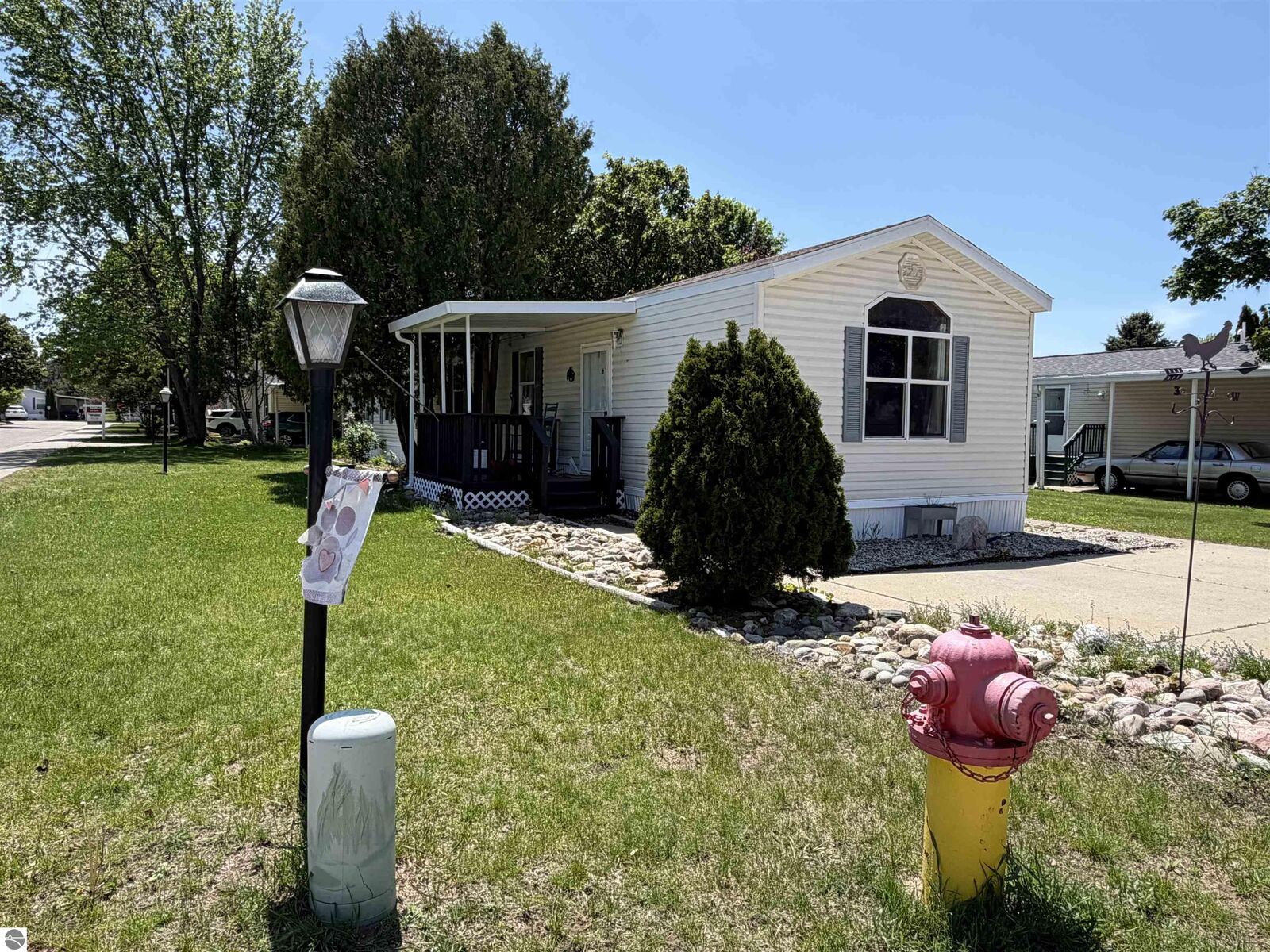 Property Photo:  403 Farm Lane  MI 49601 