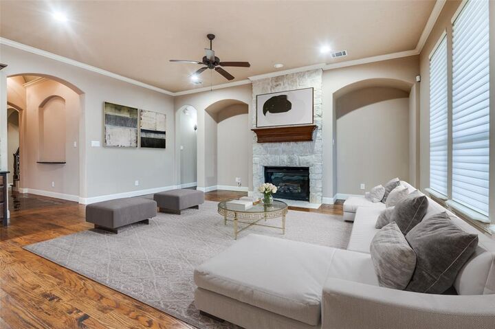 Property Photo: 1854 Masters Drive TX 75115