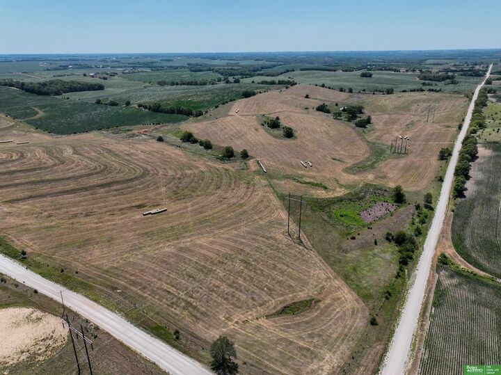 Property Photo:  22755 Dune Court  NE 68028 