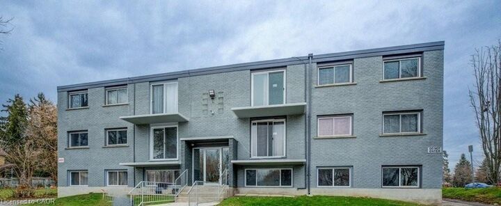 Property Photo: 82 Elgin Street S 3 ON N1R 5G5