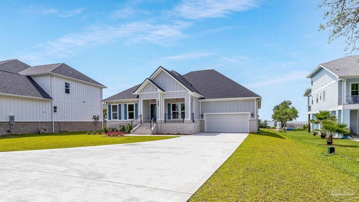 Property Photo:  4983 Soundside Dr  FL 32563 