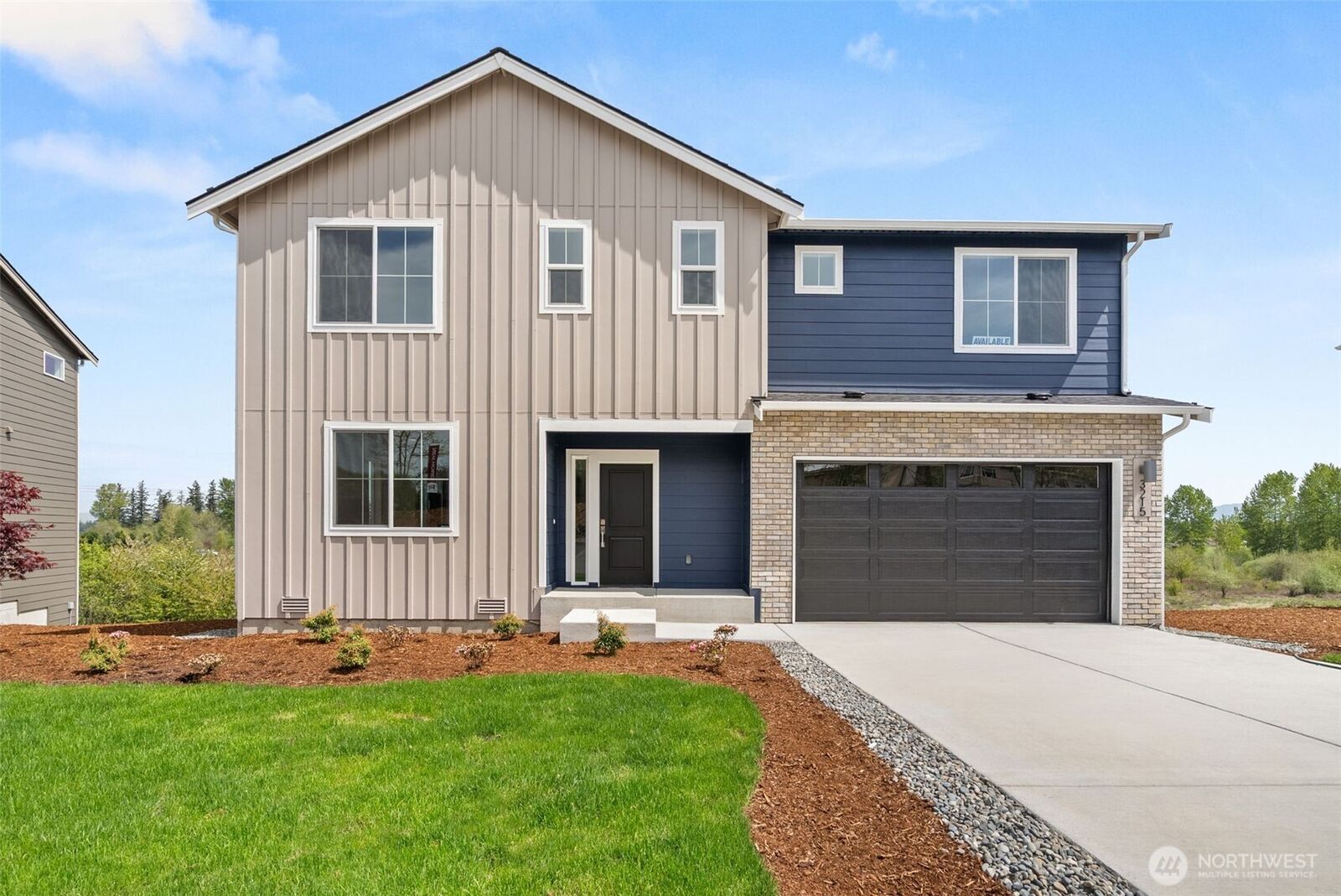 Property Photo:  3215  219th Avenue E  WA 98391 