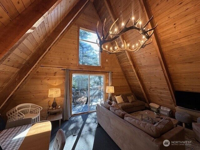 Property Photo: 62336 Canyon View Lane OR 97827