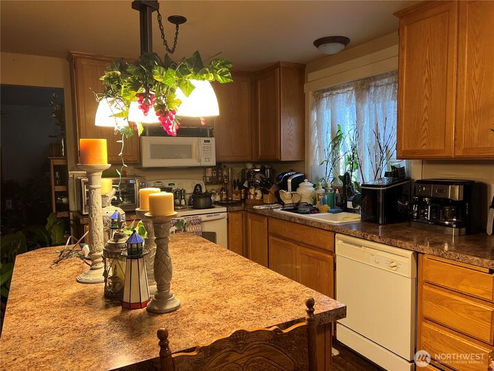 Property Photo:  14527  24th Avenue E  WA 98445 