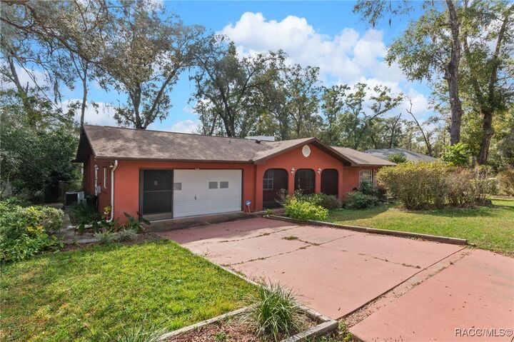 Property Photo:  6036 E Tremont Street  FL 34452 