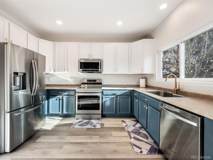 188 S Granby Court  Aurora CO 80012 photo