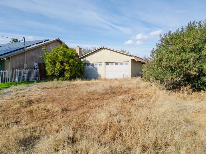 Property Photo:  2621 Valley Drive  CA 95301 