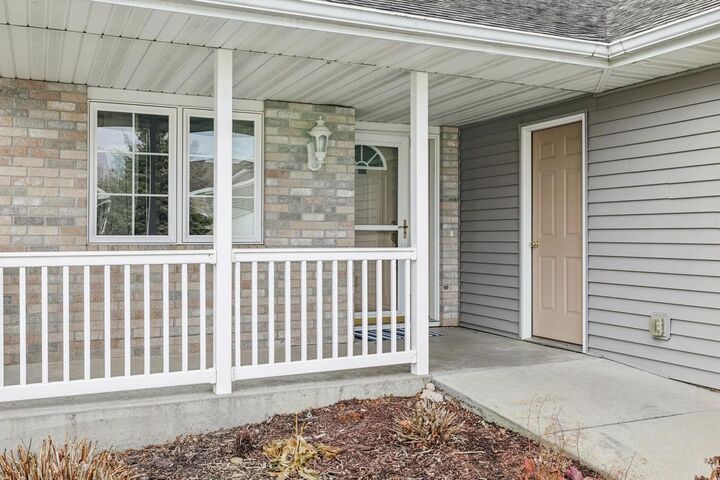 Property Photo:  315 Pebble Brook Lane  WI 53555 