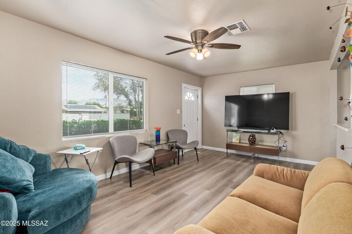 Property Photo: 416 E Linden Street AZ 85705