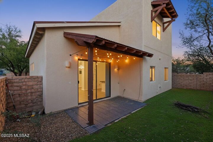 Property Photo: 3062 N Presidio Park Place AZ 85716