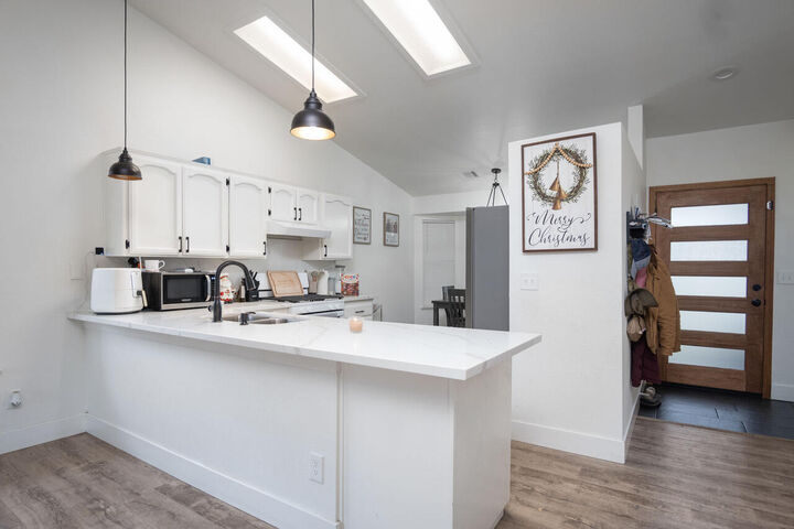 Property Photo: 1967 N Ventura Avenue CA 93223