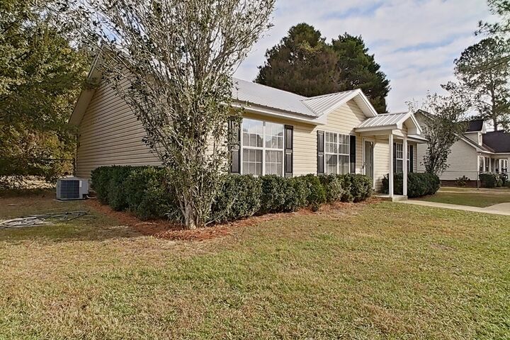 Property Photo:  106 Spiral  GA 31757 