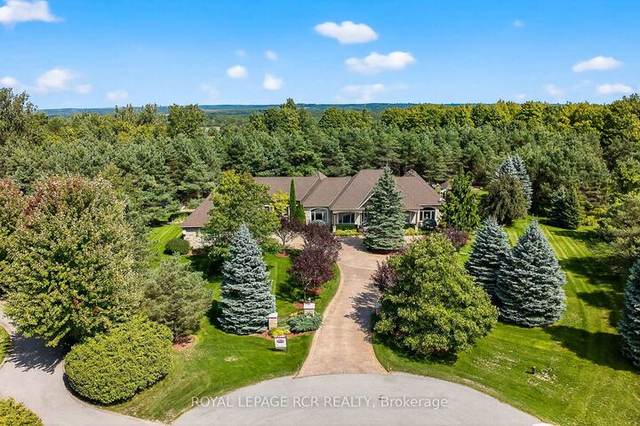 Photo de la propriété:  7 Sugarbush Lane  ON L9P 2A1 