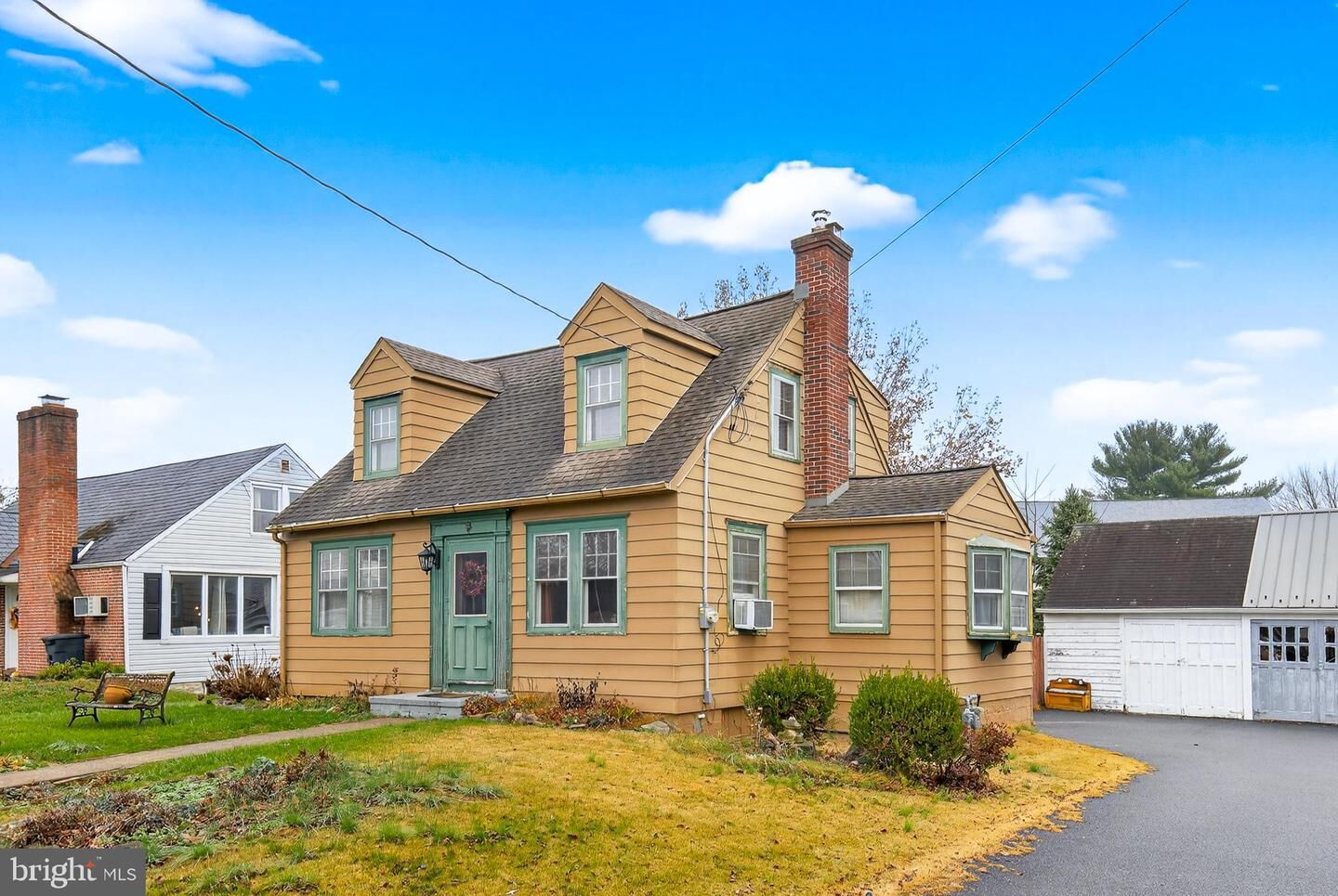 Property Photo:  11 Clayton Avenue  PA 17602 