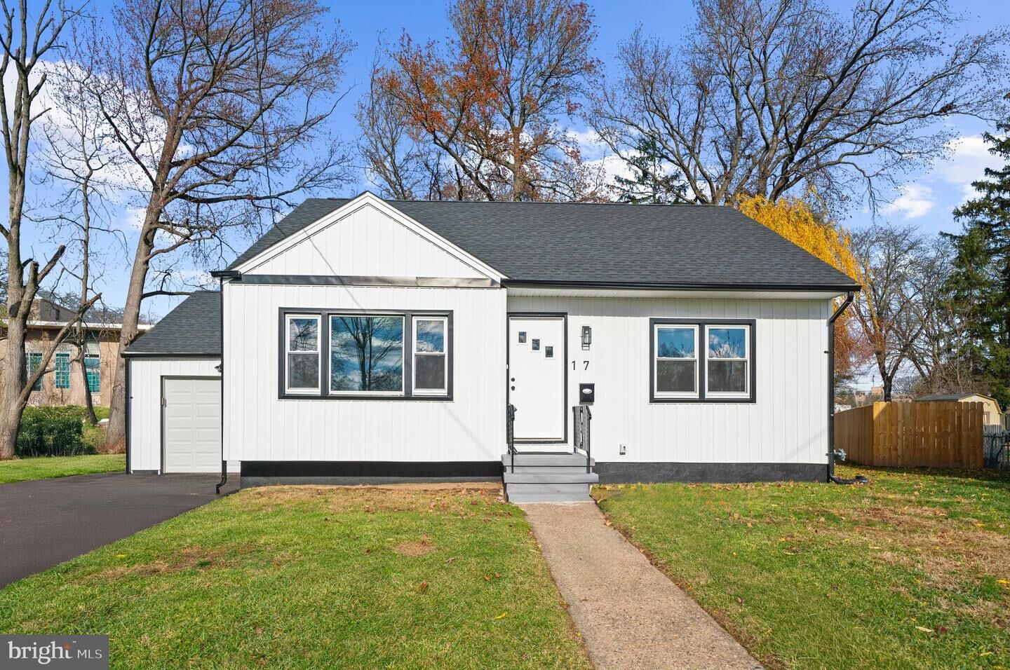 Property Photo:  17 Ranchwood Drive  NJ 08618 