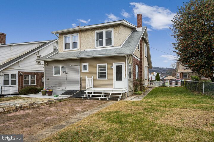 Property Photo:  3318 Fremont Street  PA 19605 