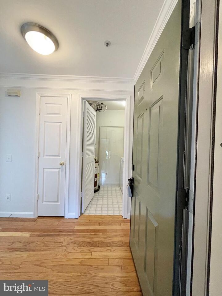 Property Photo: 2800 Emma Lee Street 301 VA 22042