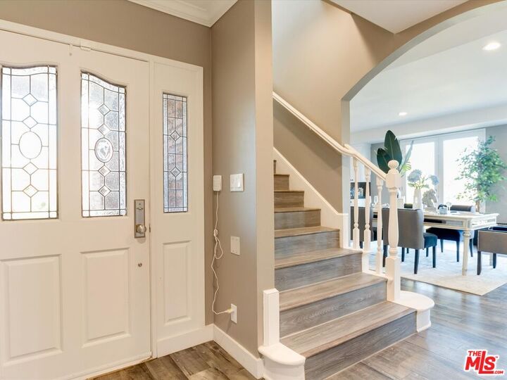 Property Photo:  3661 Sunswept Dr  CA 91604 