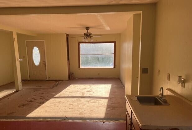 Property Photo:  33 Sycamore Street  OH 43731 