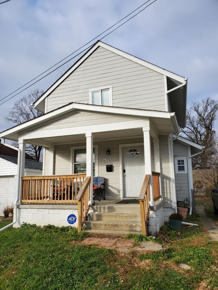 Property Photo: 2198 Hope Place OH 43223
