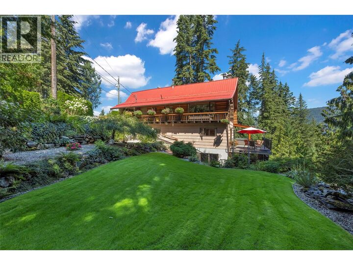 Property Photo: 2726 Tranquil Place BC V0E 1H2