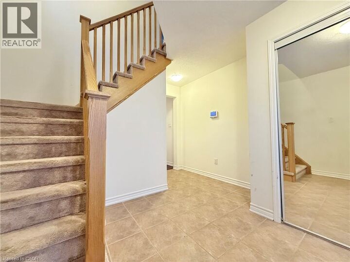 Property Photo: 382 Grovehill Crescent Main ON N2R 0L5