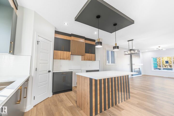 Property Photo:  72 Patriot Way  AB T7X 2W6 