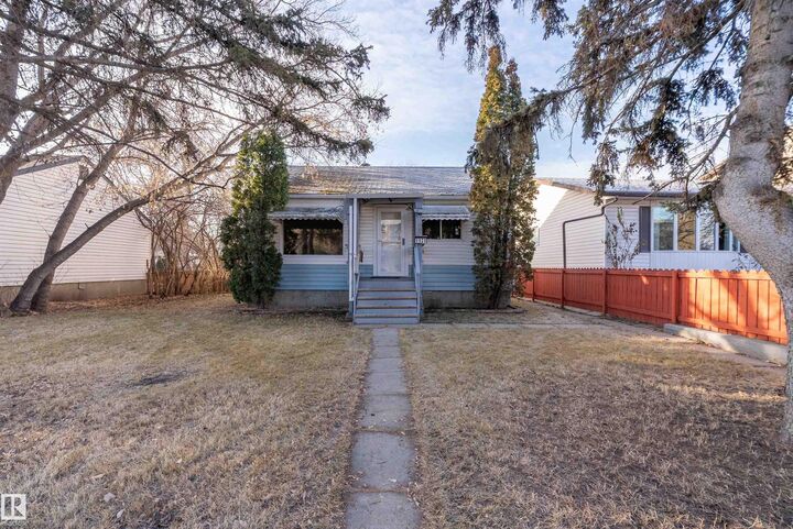 9920 150 Street NW  Edmonton AB T5P 1N8 photo