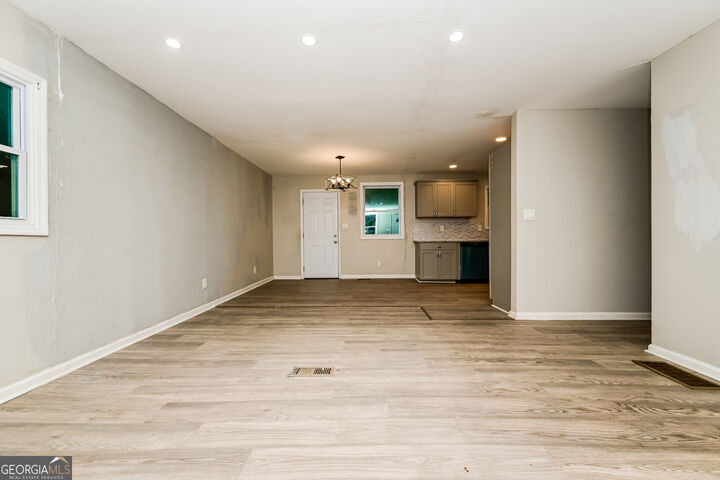 Property Photo: 3382 Renault Road SE GA 30354