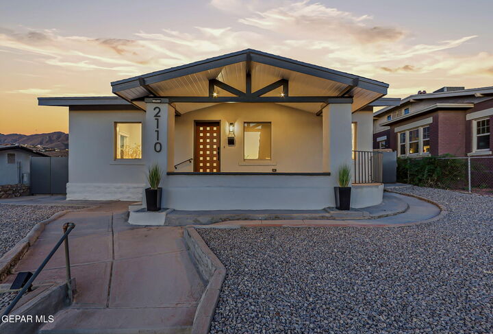 Property Photo:  2110 N Kansas Street  TX 79902 