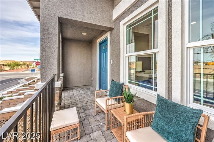 Property Photo: 502 Golden Myna Avenue NV 89011