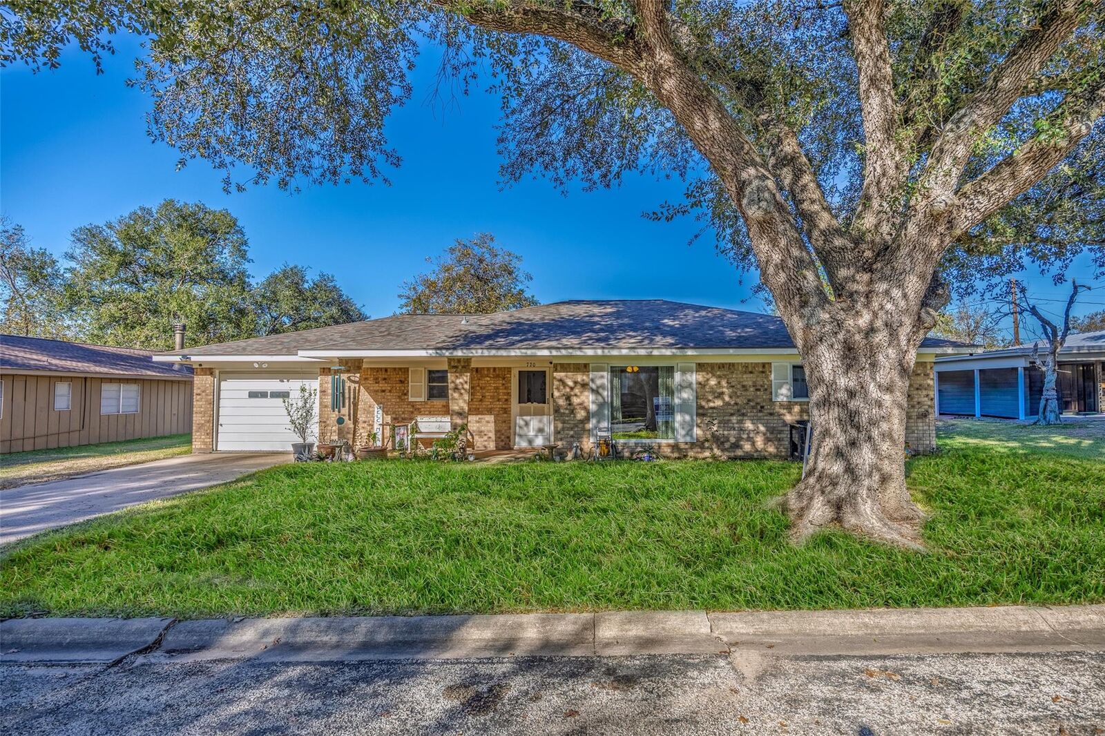 Property Photo:  720 Concordia B Drive  TX 77418 